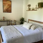 בית נופש Maison 4 Chbs Avec Jacuzzi, Au Pied De La Piste Cyclable לאקאנו