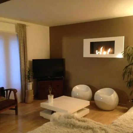 Maison 4 Chbs Avec Jacuzzi, Au Pied De La Piste Cyclable *