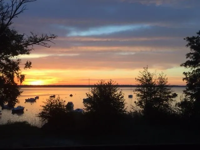 Maison 4 Chbs Avec Jacuzzi, Au Pied De La Piste Cyclable * Lacanau